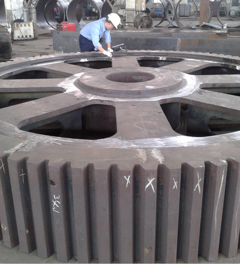 4.2米42CrMo齿轮焊接